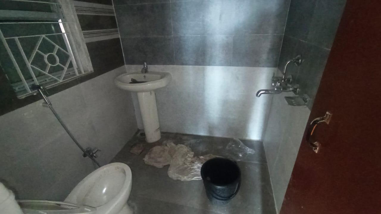 Unfurnished 2bhk in Chandmari, Guwahati, Assam, India for Rent